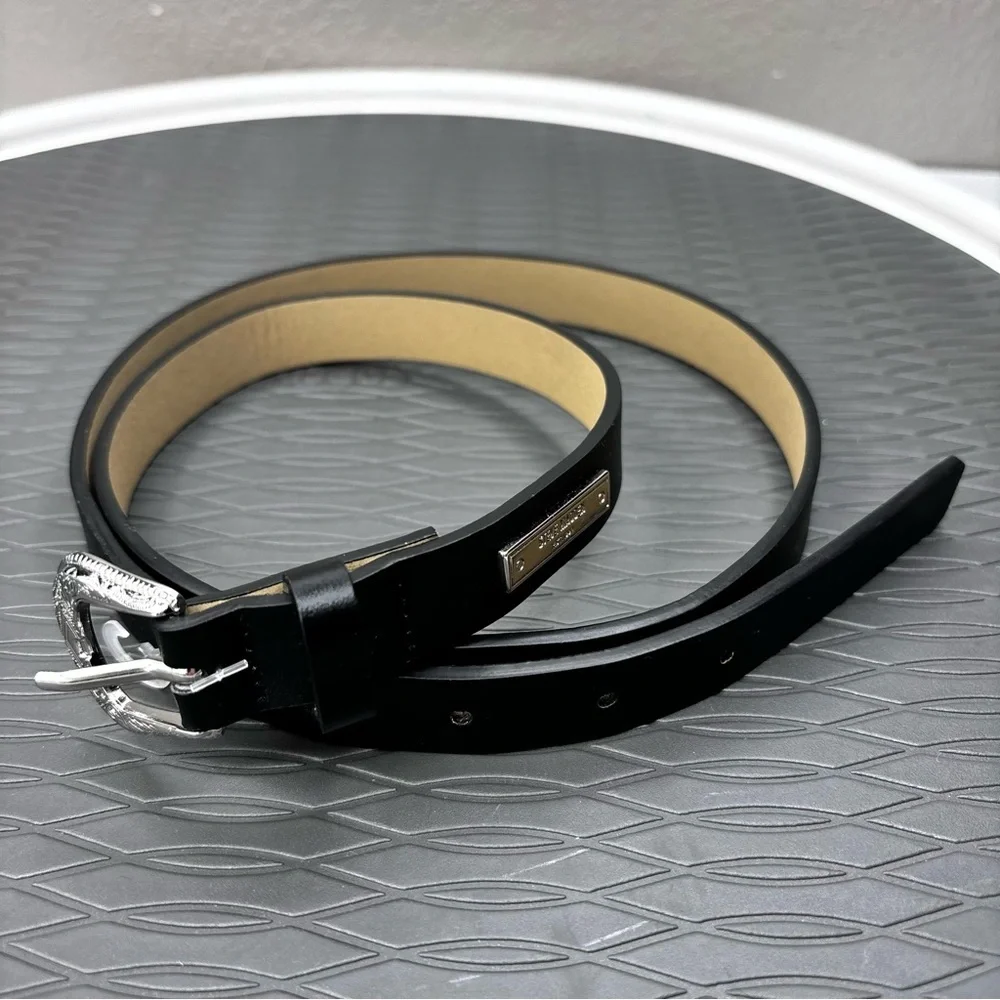 Steve Madden Women’s Western Vibe Smooth Black Leather Belt Silver Hardware 36”